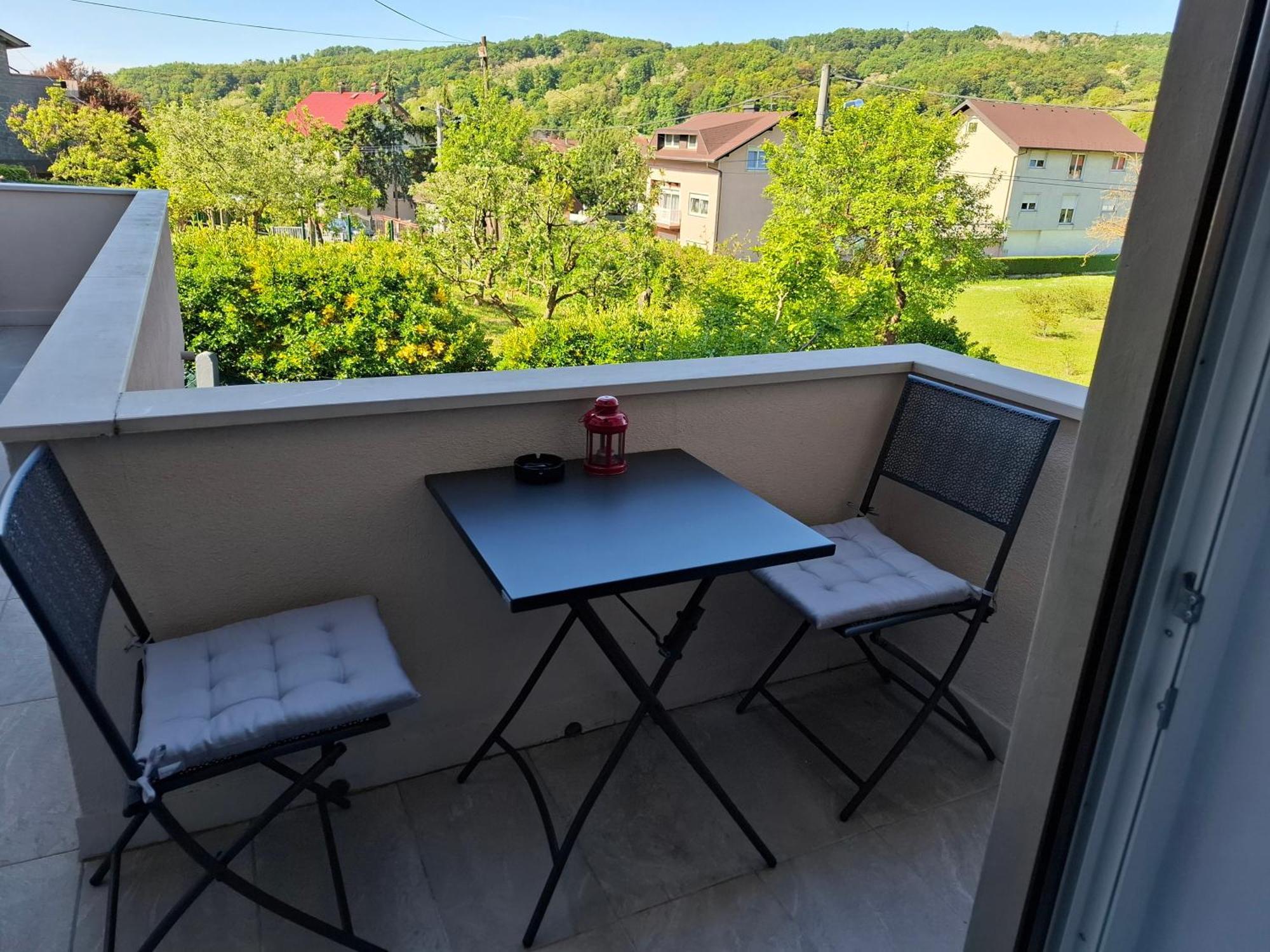 Apartman Folka Free Parking Zagrzeb Zewnętrze zdjęcie