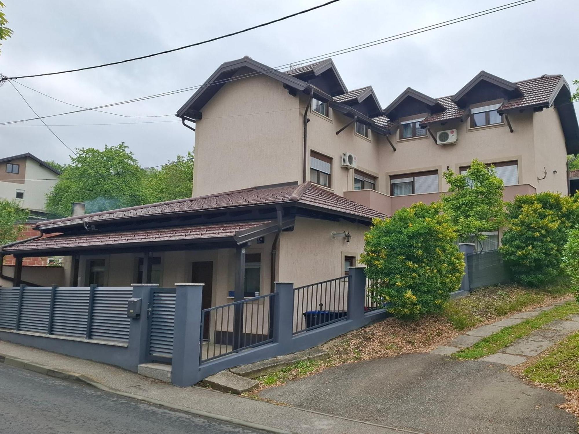 Apartman Folka Free Parking Zagrzeb Zewnętrze zdjęcie